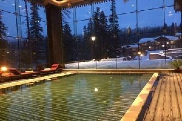 Srinagar Gulmarg Pahalgam Luxury Trip