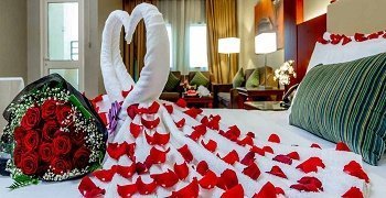 Luxury Kashmir Gulmarg Srinagar Honeymoon